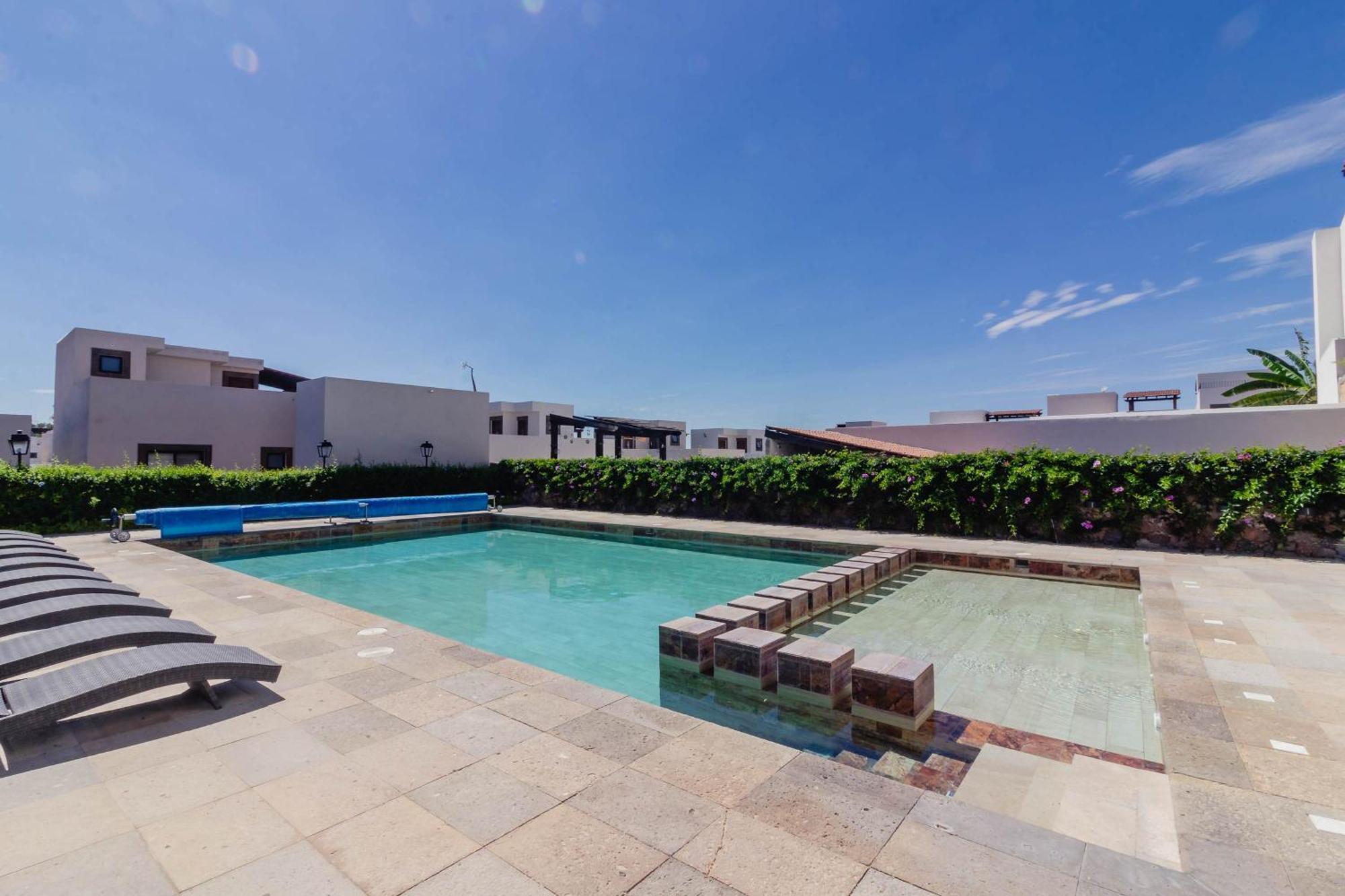 Family House With Landscape Garden In San Miguel Holiday home *